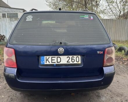 Синий Фольксваген Пассат Вариант, объемом двигателя 1.9 л и пробегом 355 тыс. км за 1600 $, фото 3 на Automoto.ua