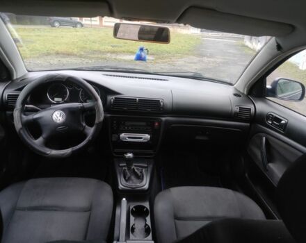 Синий Фольксваген Пассат Вариант, объемом двигателя 1.9 л и пробегом 292 тыс. км за 2399 $, фото 15 на Automoto.ua