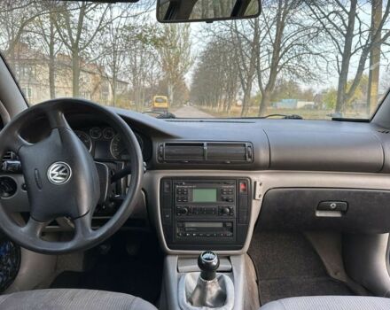 Синий Фольксваген Пассат Вариант, объемом двигателя 1.9 л и пробегом 380 тыс. км за 2300 $, фото 5 на Automoto.ua