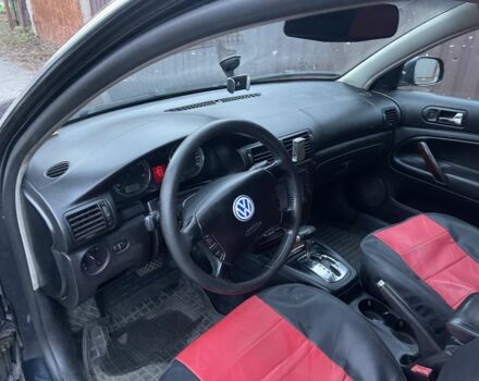 Синій Фольксваген Пассат Варіант, об'ємом двигуна 1.9 л та пробігом 303 тис. км за 4200 $, фото 4 на Automoto.ua