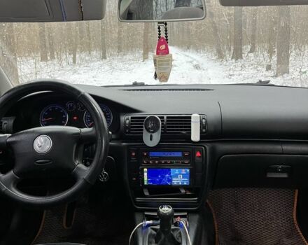 Синий Фольксваген Пассат Вариант, объемом двигателя 2 л и пробегом 258 тыс. км за 3399 $, фото 7 на Automoto.ua