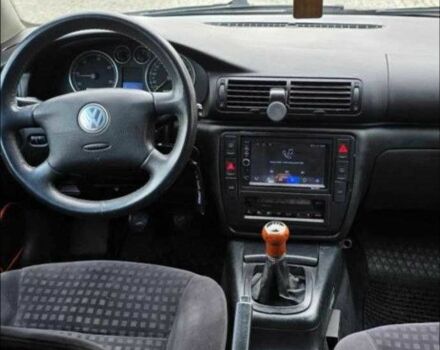 Синий Фольксваген Пассат Вариант, объемом двигателя 1.9 л и пробегом 273 тыс. км за 1450 $, фото 6 на Automoto.ua