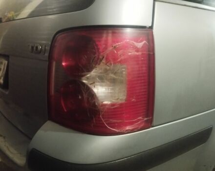 Синій Фольксваген Пассат Варіант, об'ємом двигуна 1 л та пробігом 332 тис. км за 3500 $, фото 6 на Automoto.ua