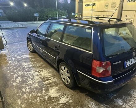 Синий Фольксваген Пассат Вариант, объемом двигателя 2 л и пробегом 300 тыс. км за 1700 $, фото 3 на Automoto.ua