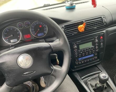 Синій Фольксваген Пассат Варіант, об'ємом двигуна 1.8 л та пробігом 271 тис. км за 2500 $, фото 7 на Automoto.ua