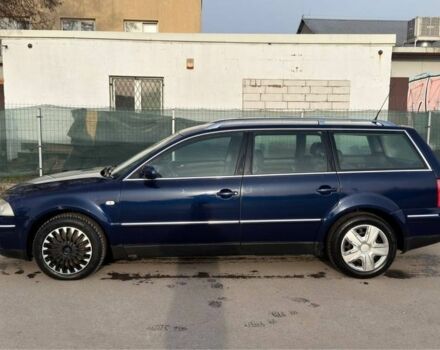 Синий Фольксваген Пассат Вариант, объемом двигателя 1.9 л и пробегом 287 тыс. км за 1700 $, фото 2 на Automoto.ua