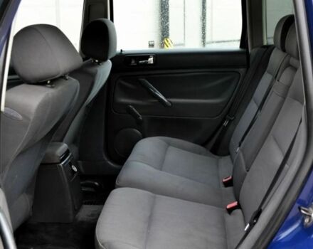 Фольксваген Пассат Вариант 2004 в Тернополе на Automoto.ua Синий Фольксваген Пассат Вариант, объемом двигателя 1.9 л и пробегом 279 тыс. км за 1650 $, фото 7 на Automoto.ua