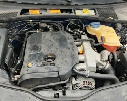 Синий Фольксваген Пассат Вариант, объемом двигателя 1.8 л и пробегом 250 тыс. км за 3600 $, фото 7 на Automoto.ua