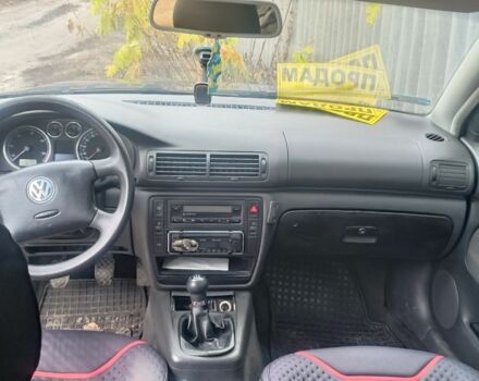 Синий Фольксваген Пассат Вариант, объемом двигателя 1.9 л и пробегом 424 тыс. км за 2299 $, фото 5 на Automoto.ua