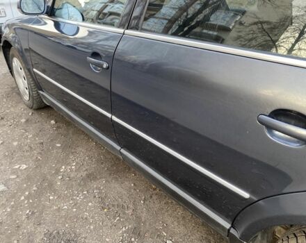 Синий Фольксваген Пассат Вариант, объемом двигателя 1.9 л и пробегом 348 тыс. км за 3000 $, фото 11 на Automoto.ua