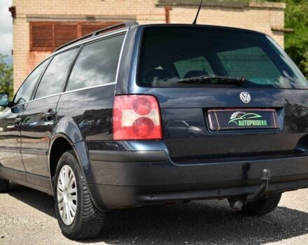 Синий Фольксваген Пассат Вариант, объемом двигателя 1.6 л и пробегом 240 тыс. км за 5850 $, фото 4 на Automoto.ua