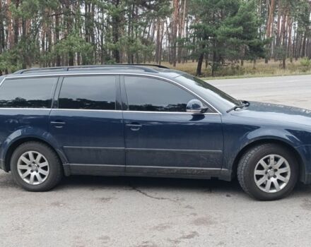 Синий Фольксваген Пассат Вариант, объемом двигателя 1.8 л и пробегом 250 тыс. км за 3600 $, фото 2 на Automoto.ua