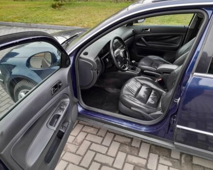 Синий Фольксваген Пассат Вариант, объемом двигателя 1.9 л и пробегом 300 тыс. км за 3650 $, фото 7 на Automoto.ua