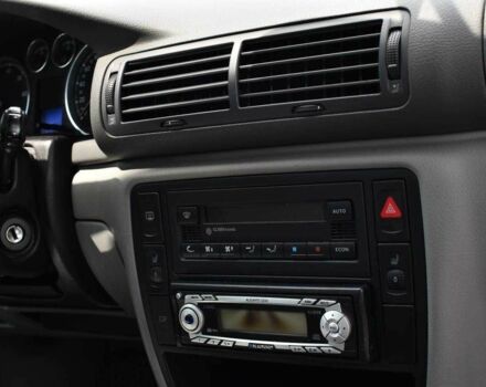 Синий Фольксваген Пассат Вариант, объемом двигателя 1.6 л и пробегом 240 тыс. км за 5850 $, фото 10 на Automoto.ua