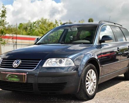 Синий Фольксваген Пассат Вариант, объемом двигателя 1.6 л и пробегом 240 тыс. км за 5850 $, фото 5 на Automoto.ua