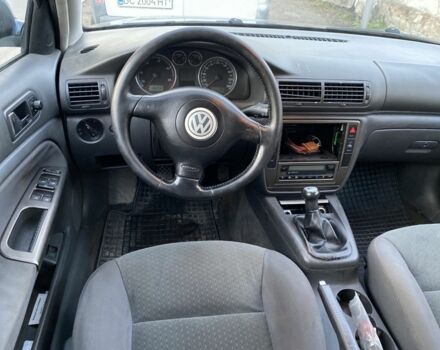 Синий Фольксваген Пассат Вариант, объемом двигателя 1.9 л и пробегом 348 тыс. км за 3000 $, фото 5 на Automoto.ua