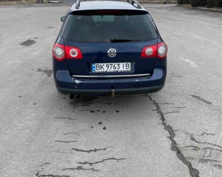 Синій Фольксваген Пассат Варіант, об'ємом двигуна 2 л та пробігом 211 тис. км за 3900 $, фото 3 на Automoto.ua
