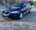 Синій Фольксваген Пассат Варіант, об'ємом двигуна 2 л та пробігом 200 тис. км за 5499 $, фото 1 на Automoto.ua