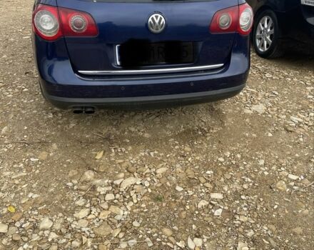 Синий Фольксваген Пассат Вариант, объемом двигателя 2 л и пробегом 300 тыс. км за 2550 $, фото 2 на Automoto.ua