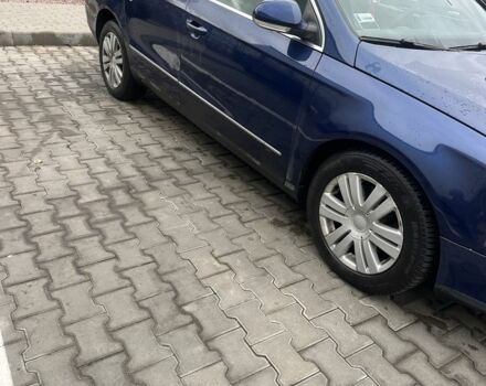 Синій Фольксваген Пассат Варіант, об'ємом двигуна 2 л та пробігом 400 тис. км за 3000 $, фото 4 на Automoto.ua