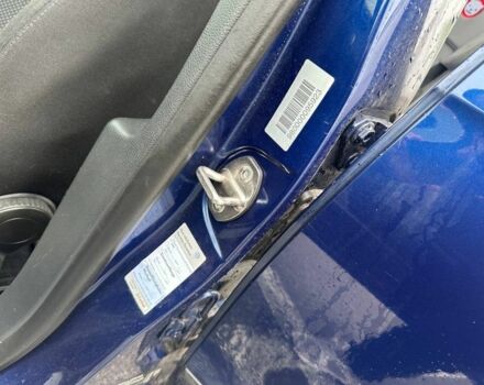 Синий Фольксваген Пассат Вариант, объемом двигателя 1.6 л и пробегом 237 тыс. км за 5600 $, фото 11 на Automoto.ua