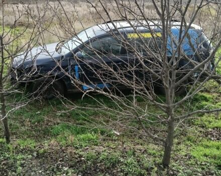 Синій Фольксваген Пассат Варіант, об'ємом двигуна 2 л та пробігом 283 тис. км за 900 $, фото 3 на Automoto.ua