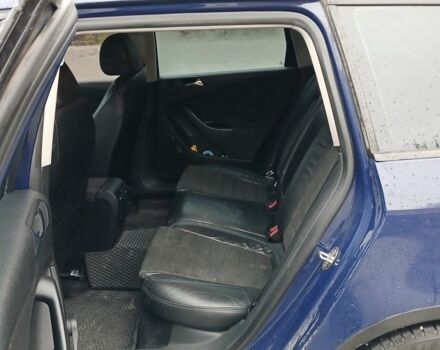 Синій Фольксваген Пассат Варіант, об'ємом двигуна 2 л та пробігом 324 тис. км за 4200 $, фото 10 на Automoto.ua