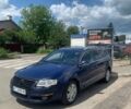 Синій Фольксваген Пассат Варіант, об'ємом двигуна 2 л та пробігом 350 тис. км за 3999 $, фото 5 на Automoto.ua