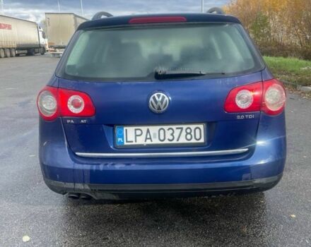 Синій Фольксваген Пассат Варіант, об'ємом двигуна 2 л та пробігом 290 тис. км за 2800 $, фото 6 на Automoto.ua