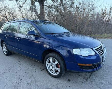 Синій Фольксваген Пассат Варіант, об'ємом двигуна 1.6 л та пробігом 224 тис. км за 4950 $, фото 3 на Automoto.ua