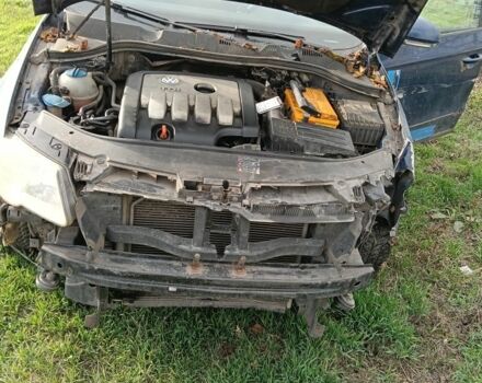 Синій Фольксваген Пассат Варіант, об'ємом двигуна 2 л та пробігом 283 тис. км за 900 $, фото 2 на Automoto.ua