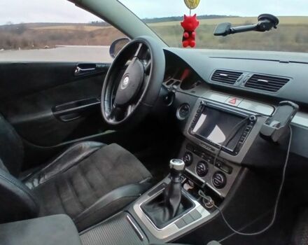 Синій Фольксваген Пассат Варіант, об'ємом двигуна 2 л та пробігом 324 тис. км за 4200 $, фото 16 на Automoto.ua