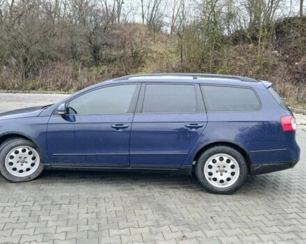 Синій Фольксваген Пассат Варіант, об'ємом двигуна 2 л та пробігом 324 тис. км за 4200 $, фото 3 на Automoto.ua