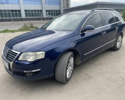 Синий Фольксваген Пассат Вариант, объемом двигателя 1.6 л и пробегом 223 тыс. км за 3550 $, фото 4 на Automoto.ua