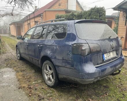 Синий Фольксваген Пассат Вариант, объемом двигателя 2 л и пробегом 355 тыс. км за 2550 $, фото 4 на Automoto.ua