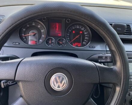 Синий Фольксваген Пассат Вариант, объемом двигателя 1.6 л и пробегом 227 тыс. км за 6500 $, фото 6 на Automoto.ua