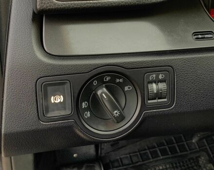 Синій Фольксваген Пассат Варіант, об'ємом двигуна 2 л та пробігом 344 тис. км за 6455 $, фото 18 на Automoto.ua