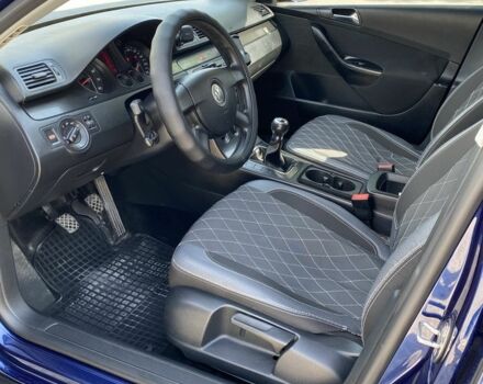 Синий Фольксваген Пассат Вариант, объемом двигателя 1.6 л и пробегом 227 тыс. км за 6500 $, фото 4 на Automoto.ua