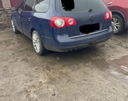 Синий Фольксваген Пассат Вариант, объемом двигателя 1.9 л и пробегом 300 тыс. км за 3500 $, фото 1 на Automoto.ua