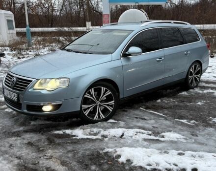 Синій Фольксваген Пассат Варіант, об'ємом двигуна 2 л та пробігом 250 тис. км за 4700 $, фото 1 на Automoto.ua