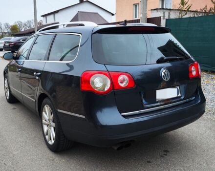 Синий Фольксваген Пассат Вариант, объемом двигателя 2 л и пробегом 239 тыс. км за 2750 $, фото 3 на Automoto.ua