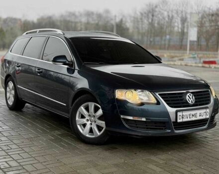 Синий Фольксваген Пассат Вариант, объемом двигателя 2 л и пробегом 234 тыс. км за 5499 $, фото 2 на Automoto.ua