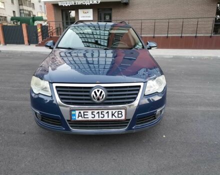 Синий Фольксваген Пассат Вариант, объемом двигателя 2 л и пробегом 244 тыс. км за 4400 $, фото 2 на Automoto.ua