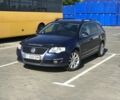 Синий Фольксваген Пассат Вариант, объемом двигателя 2 л и пробегом 335 тыс. км за 6500 $, фото 1 на Automoto.ua