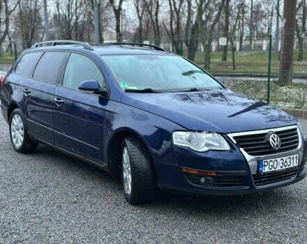 Синий Фольксваген Пассат Вариант, объемом двигателя 2 л и пробегом 350 тыс. км за 2999 $, фото 1 на Automoto.ua