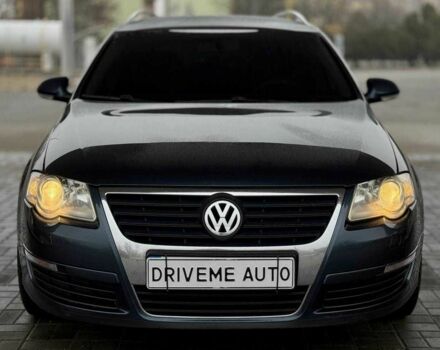Синий Фольксваген Пассат Вариант, объемом двигателя 2 л и пробегом 234 тыс. км за 5499 $, фото 1 на Automoto.ua