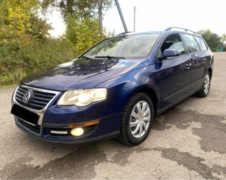 Синий Фольксваген Пассат Вариант, объемом двигателя 1.9 л и пробегом 300 тыс. км за 3300 $, фото 1 на Automoto.ua
