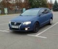 Синій Фольксваген Пассат Варіант, об'ємом двигуна 1.6 л та пробігом 301 тис. км за 5100 $, фото 1 на Automoto.ua