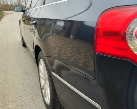 Синий Фольксваген Пассат Вариант, объемом двигателя 2 л и пробегом 239 тыс. км за 2750 $, фото 4 на Automoto.ua