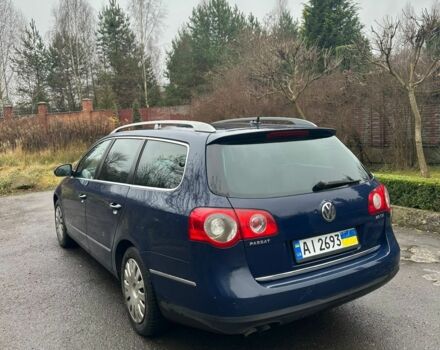 Синій Фольксваген Пассат Варіант, об'ємом двигуна 2 л та пробігом 300 тис. км за 3199 $, фото 4 на Automoto.ua